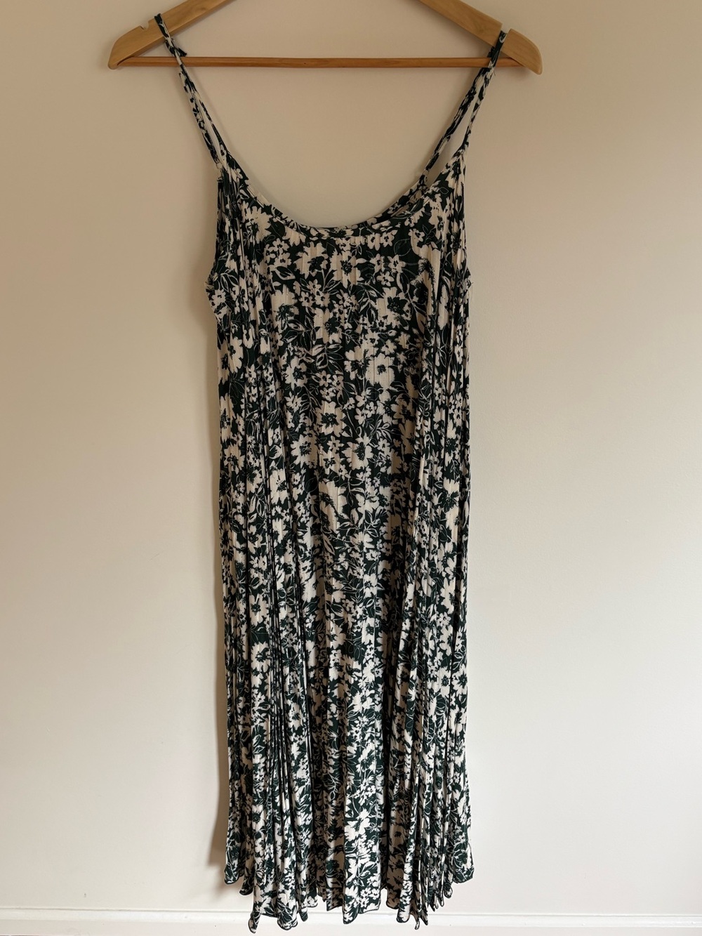 From Palmer Floral Spaghetti Strap Maxi Dress - dark Green & Cream